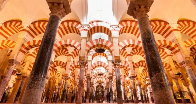 Interior de la Mezquita de Cordoba