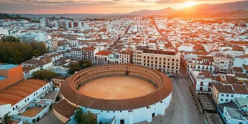 Vista area a Plaza de Toros de Ronda de la Excursión de Ronda